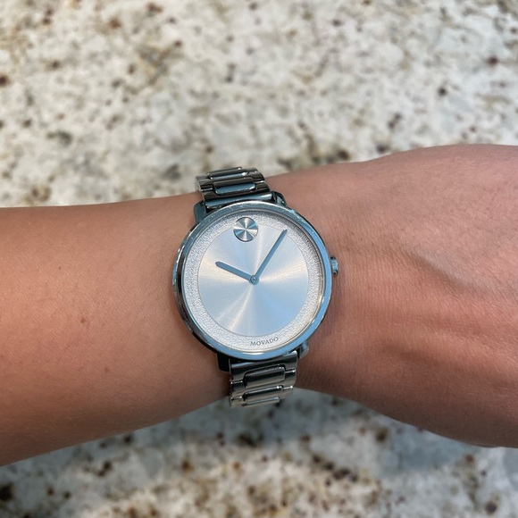 Movado bold watch - Picture 13 of 13